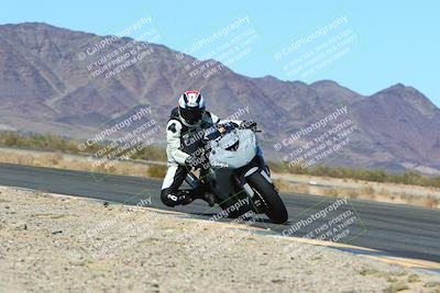 media/Mar-12-2022-SoCal Trackdays (Sat) [[152081554b]]/Turn 14 Inside (155pm)/